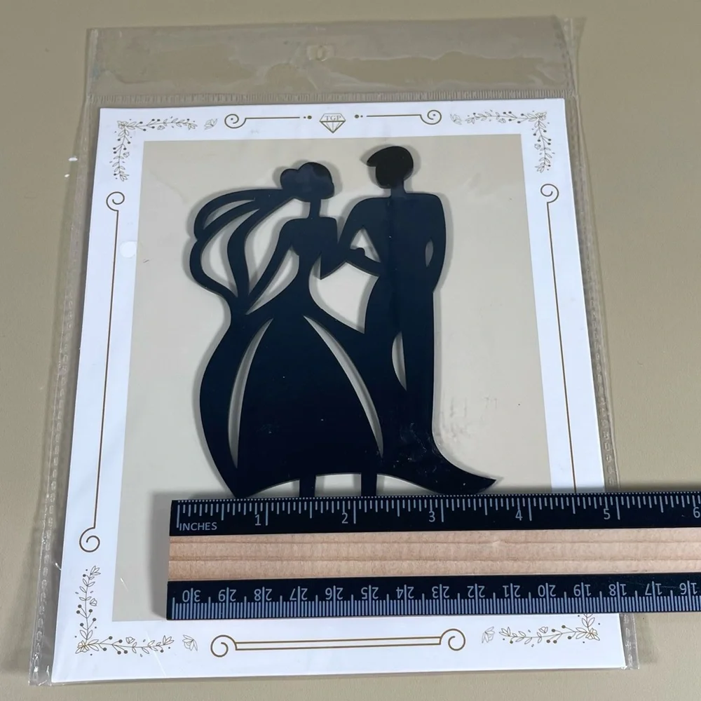 NWT Bride and Groom Silhouette Acrylic Cake Topper